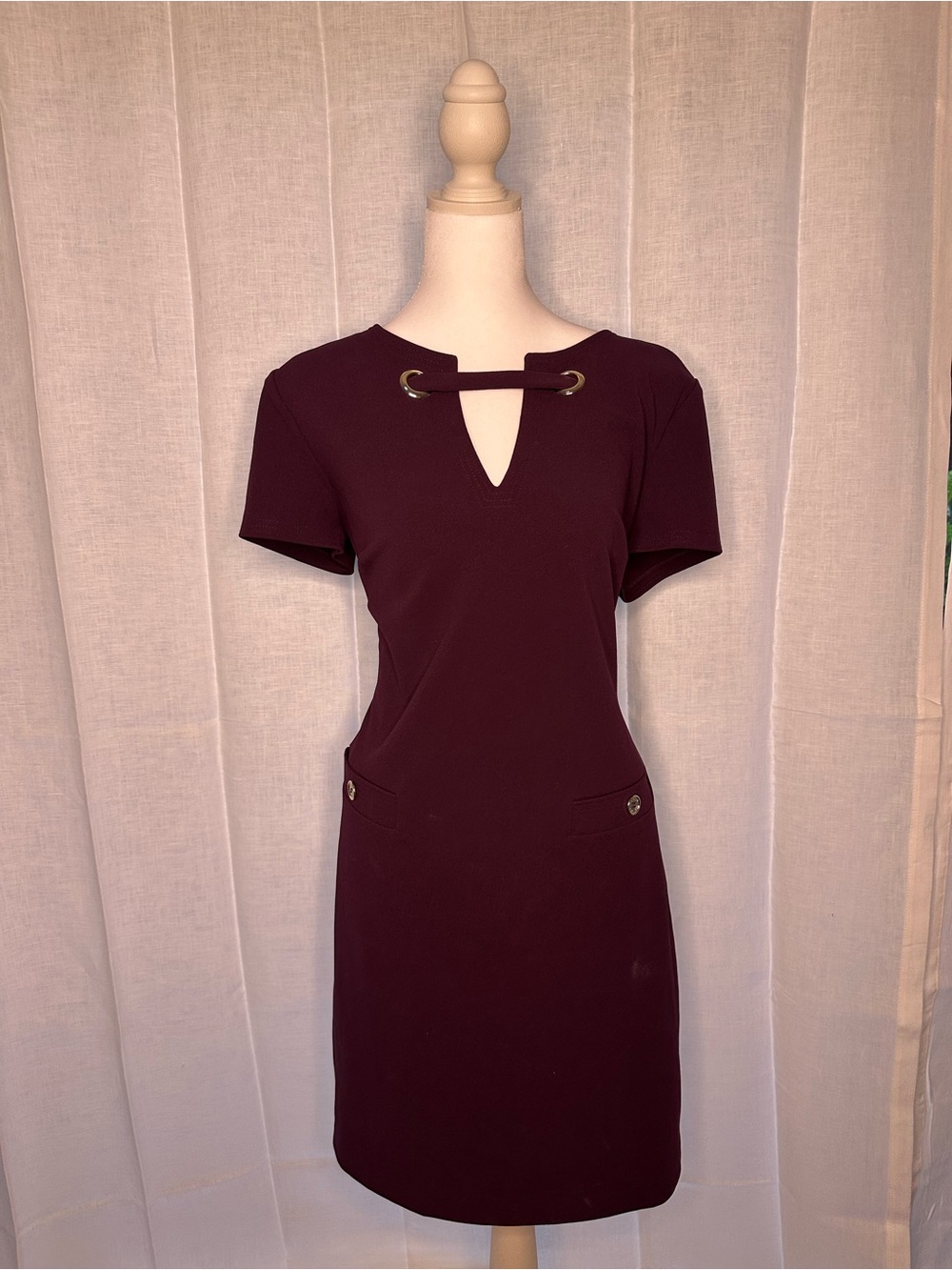 Tommy Hildiger Short-Sleeve Keyhole Work Dress in Plum
